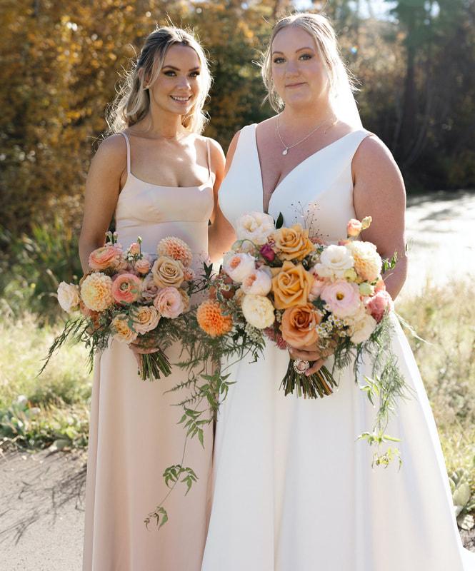 Roses and lisianthus at sunset