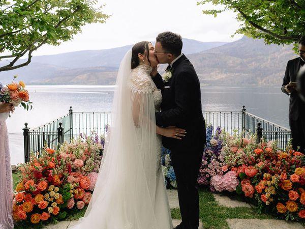 Wedding florals at Chateau Okanagan