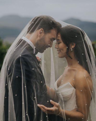 Fn Bride And Groom Under Veil