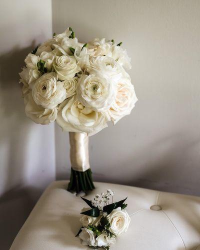 Mn Bouquet And Boutonniere