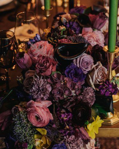 Elegant Luxury Wedding Classy Dark Moody Purple Eggplant Roses Hydrangea Orchids Ranunculus Peony Anemone Garland Bouquet Arrangement Table Garland Wedding Cake Model Floral Installation Hanging Flowers Candlelight Table Four Points Hotel Joel’s View Photography WedLuxe Magazine Bridal Photoshoot
Outdoors Kelowna Okanagan Wedding Ceremony Reception Bride Groom Bridesmaid Groomsman Florist Flowers Floral