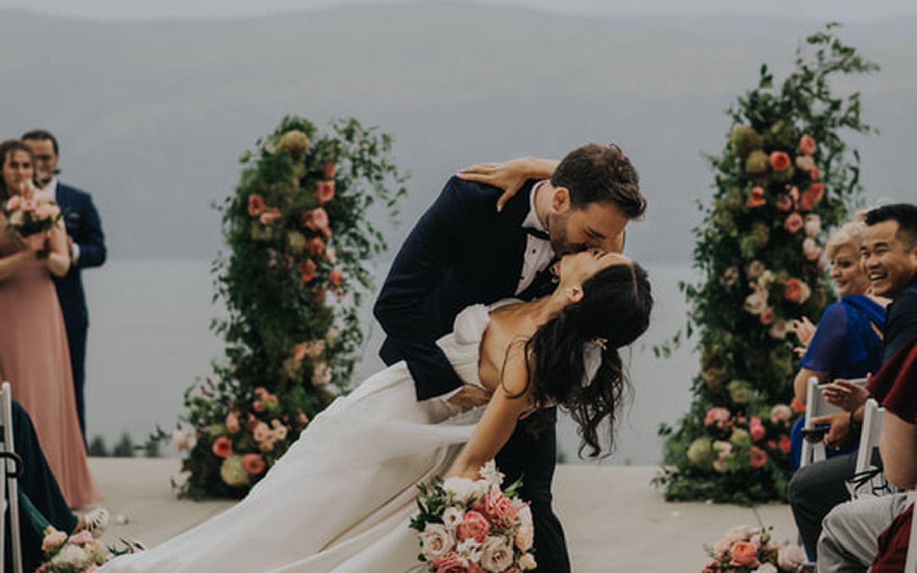 Wedding floral arrangement