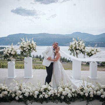 Deziree and Christian wedding florals